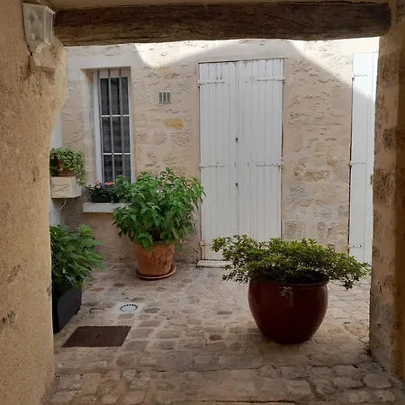 La Folie De Seraphine Senlis (Oise)